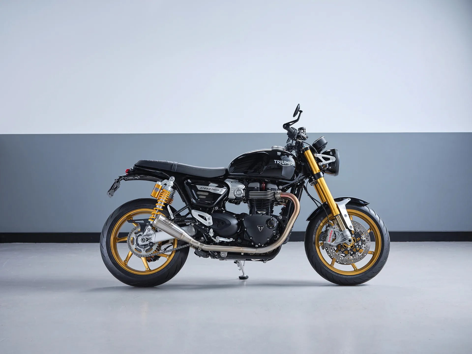 Triumph street top twin custom